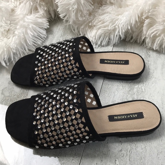 🎉Sale🎊 Ava & Aiden Crystal Sandals - Picture 13 of 15